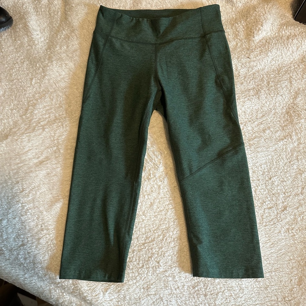 Outdoor voices hunter green crop leggings